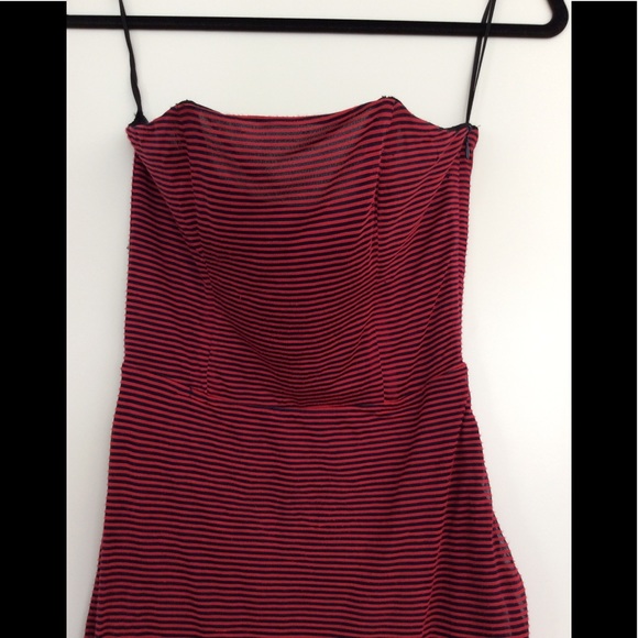 ⭐️McQ Red strapless summer dress - Picture 3 of 7